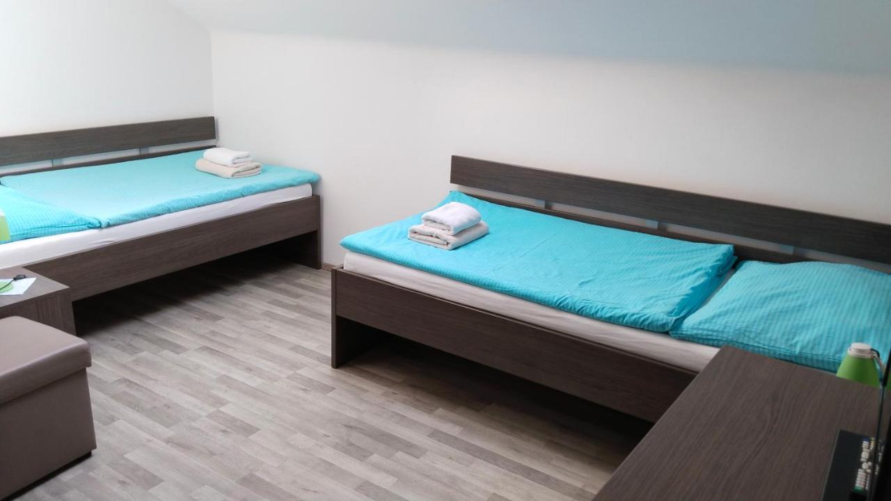 Penzion U Brazdu Ivancice Exterior photo