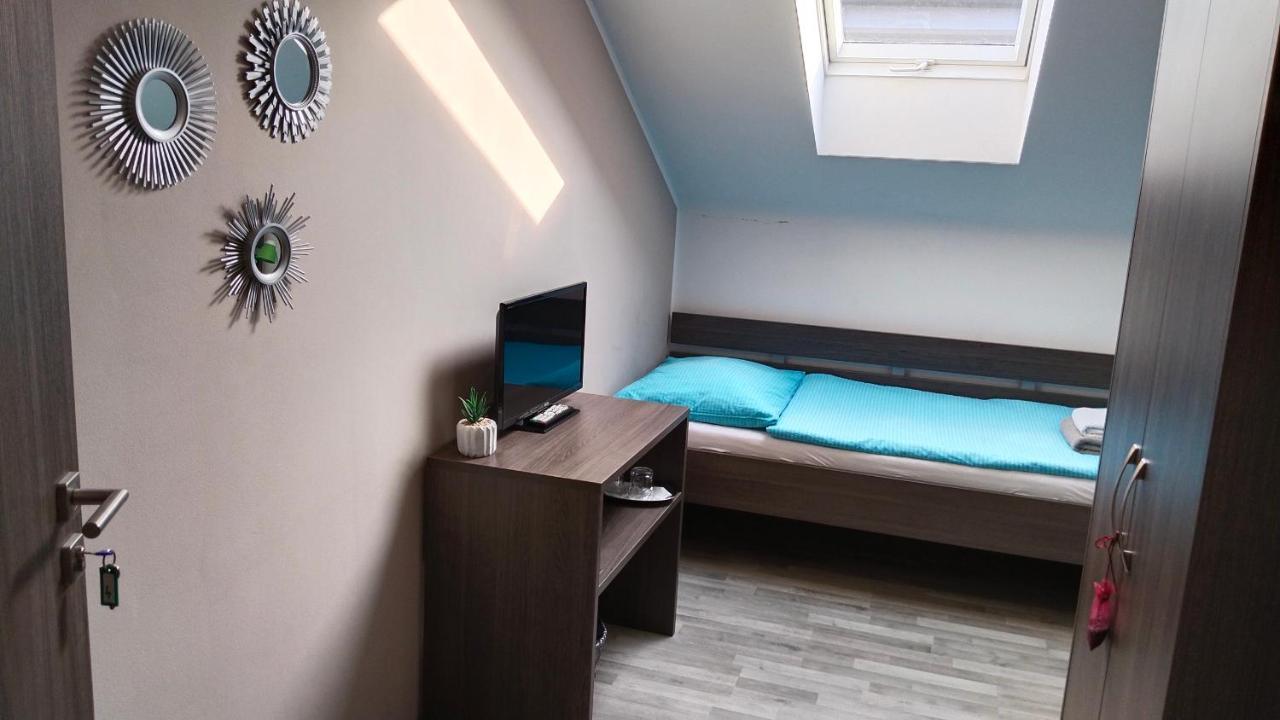 Penzion U Brazdu Ivancice Exterior photo